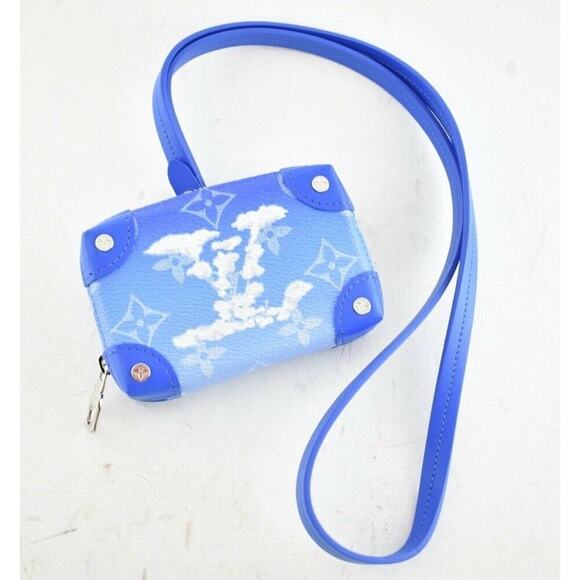 Louis Vuitton Soft Trunk NW Clouds Blue Monogram White Necklace Wallet Strap Bag - Picture 2 of 12
